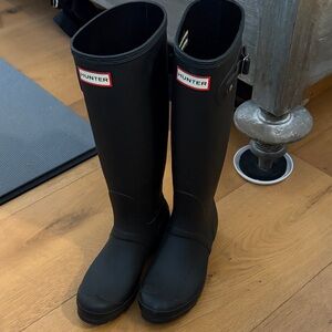 Hunter Classic Black Waterproof Boots